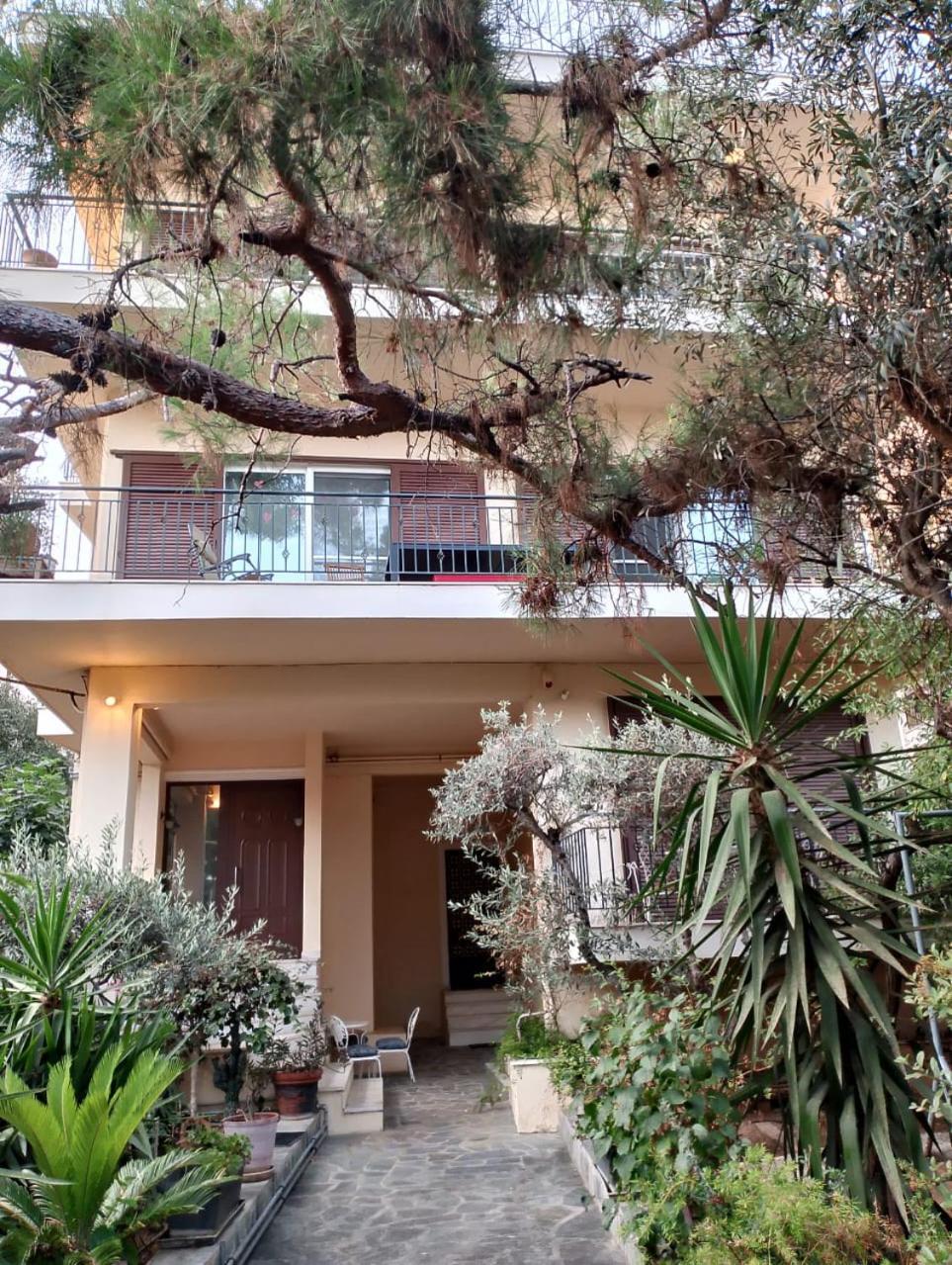 Spacious Glyfada Golf 4Br -Near Beach + Shops Афіни Екстер'єр фото