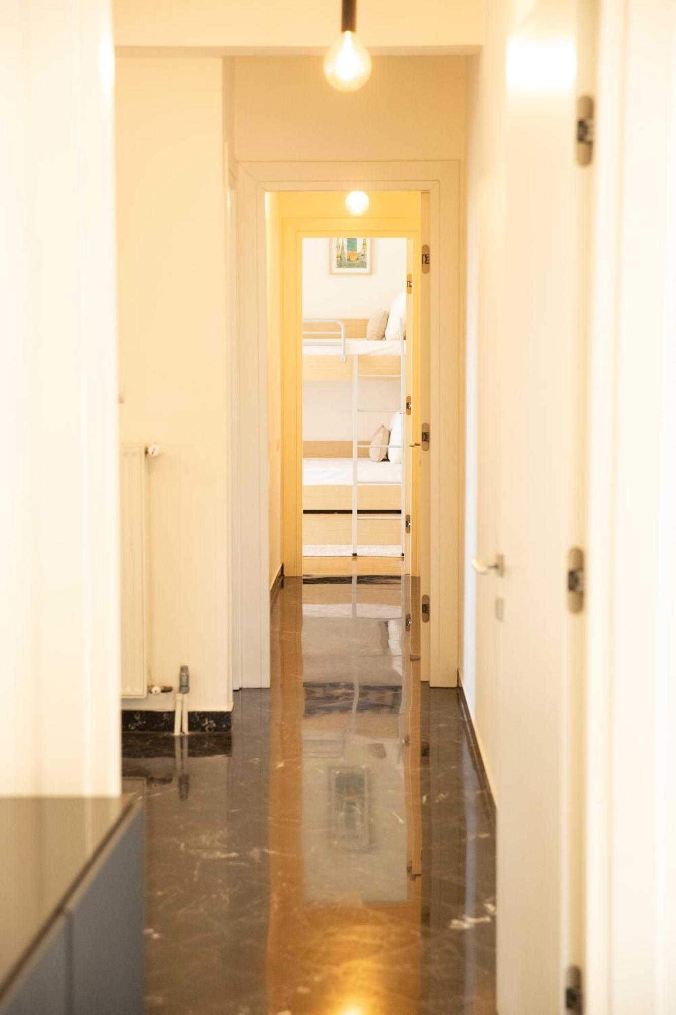 Spacious Glyfada Golf 4Br -Near Beach + Shops Афіни Екстер'єр фото